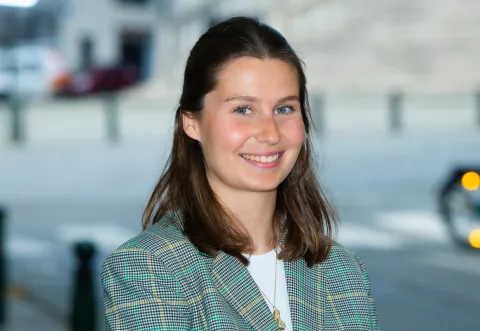 Caitlin De Luyck Stibbe