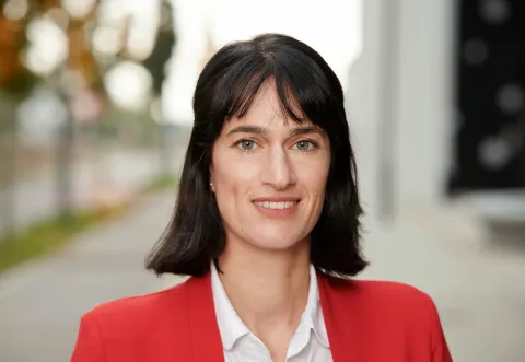 Alexandra Dear Stibbe